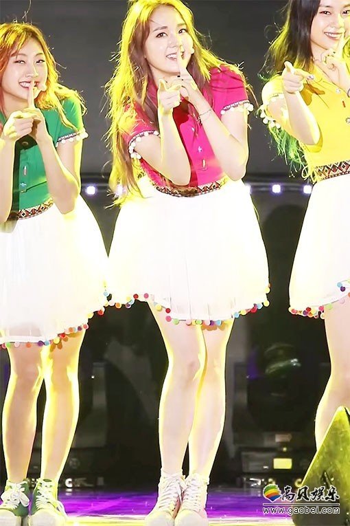 HIGHTEEN饭拍秀 拍摄日期：170628【3合集 933 MB】