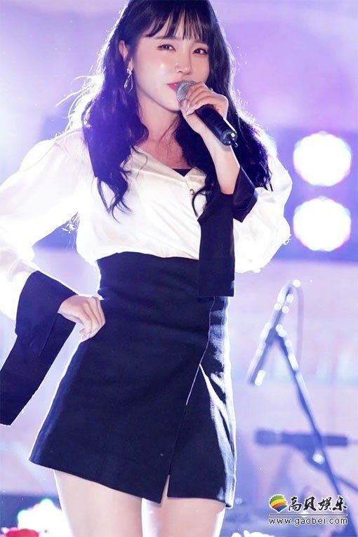 Hong Jin Young 单拍秀 拍摄日期：180428【5合集 579 MB】