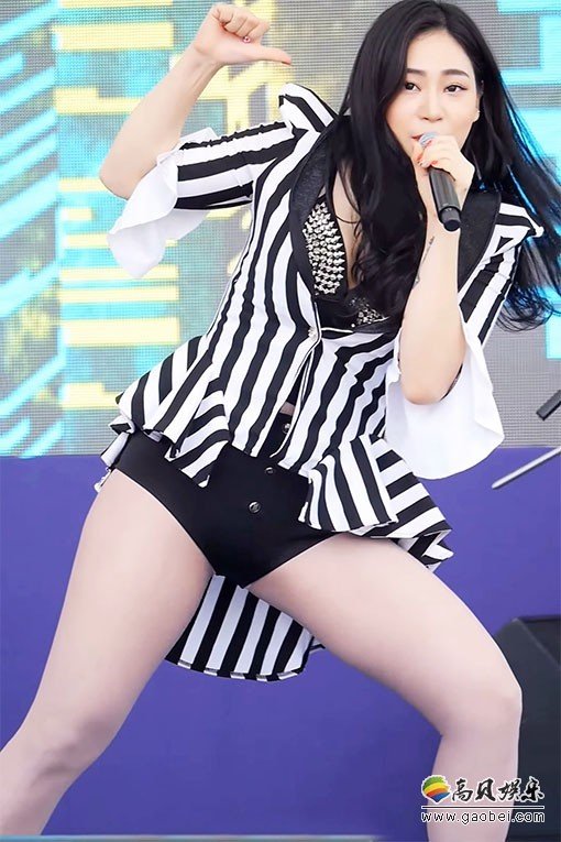 Jmorning饭拍秀 拍摄日期：170416【4合集 603 MB】