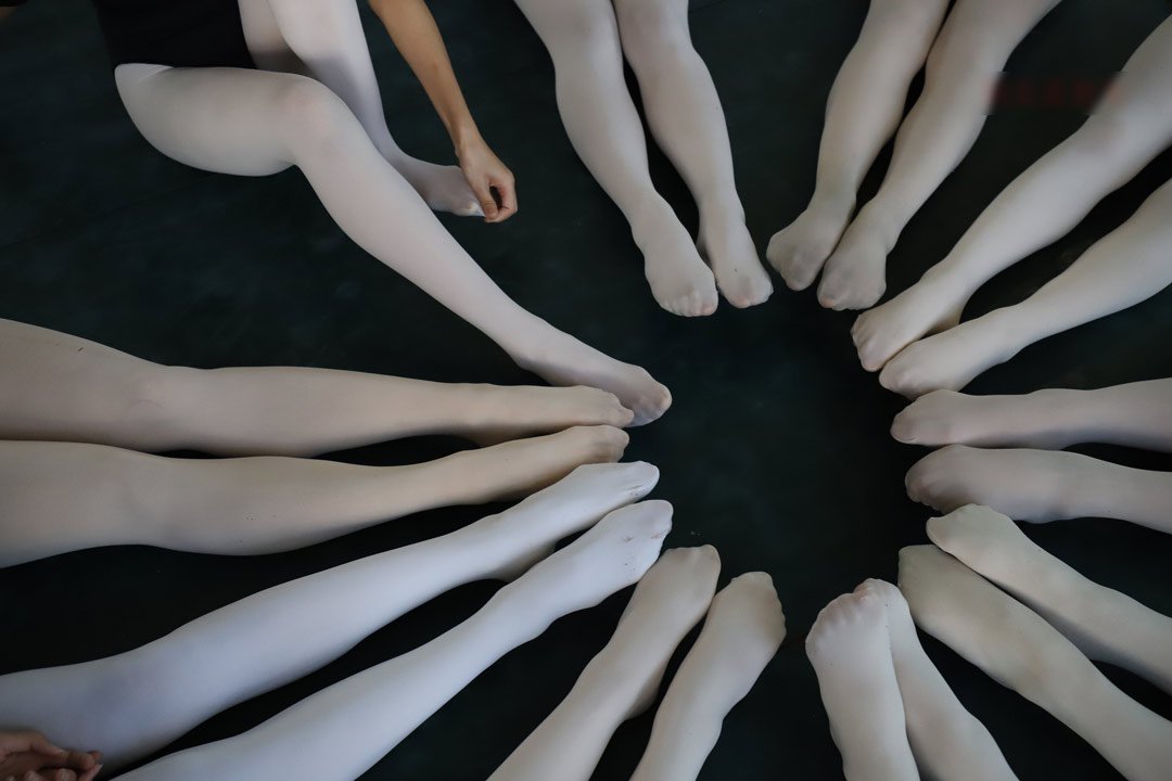 [合集]清纯学妹《大西瓜爱牙膏》全套4系合集随包视频（W系23套舞蹈生服饰），大小428G